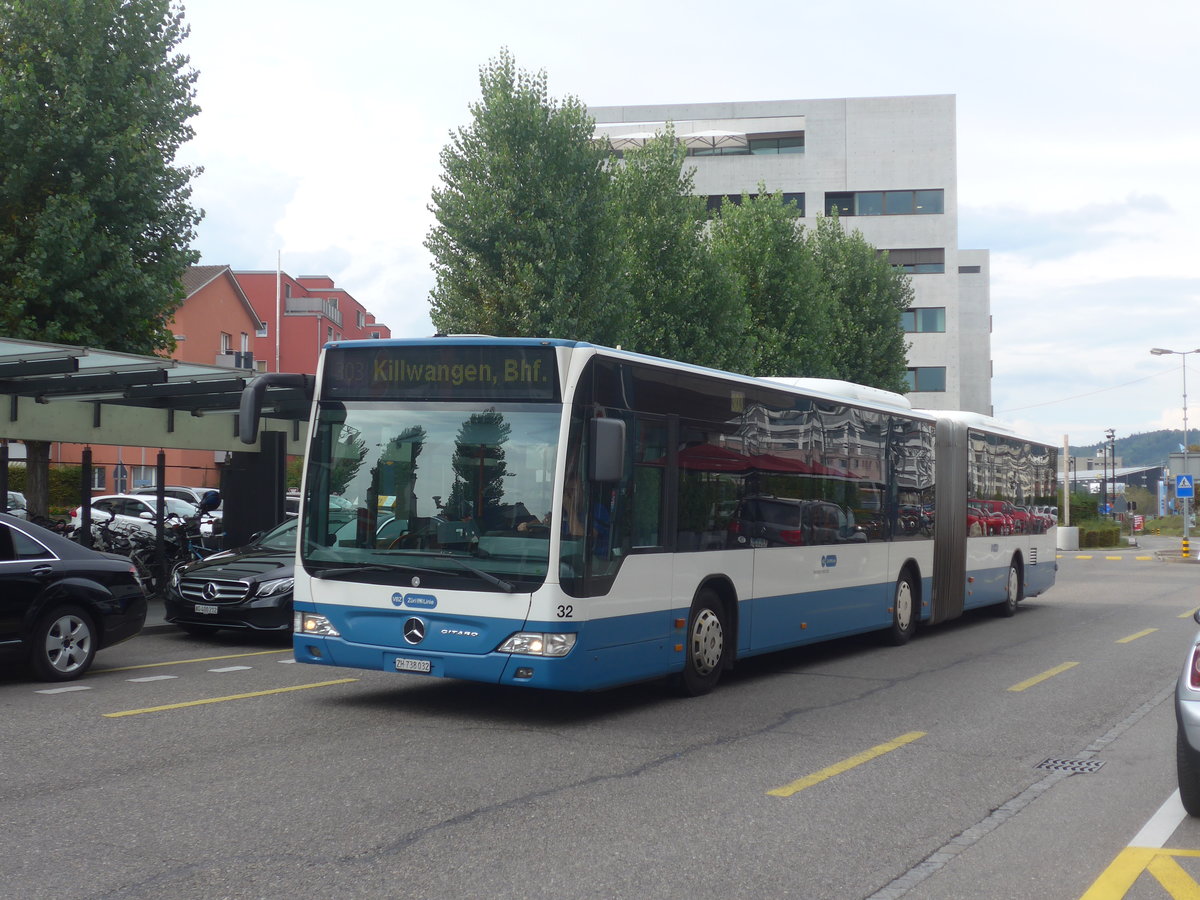 (221'002) - Limmat Bus, dietikon - Nr. 32/ZH 738'032 - Mercedes am 22. September 2020 beim Bahnhof Dietikon