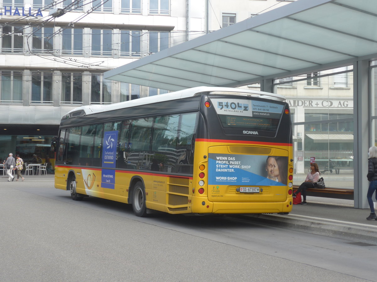 (221'306) - Schwizer, Goldach - SG 67'397 - Scania am 24. September 2020 beim Bahnhof St. Gallen