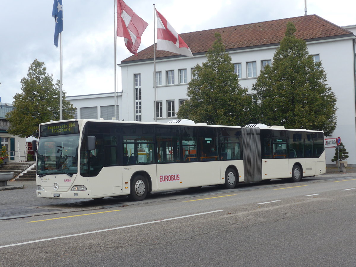 (221'363) - Interbus, Yverdon - Nr. 208/AG 559'332 - Mercedes (ex BSU Solothurn Nr. 40) am 25. September 2020 beim Bahnhof Zofingen (Einsatz Eurobus)