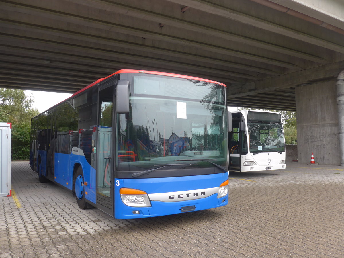 (221'557) - Interbus, Yverdon - Nr. 3 - Setra (ex SBC Chur Nr. 103; ex SBC Chur Nr. 13) am 27. September 2020 in Kerzers, Murtenstrasse