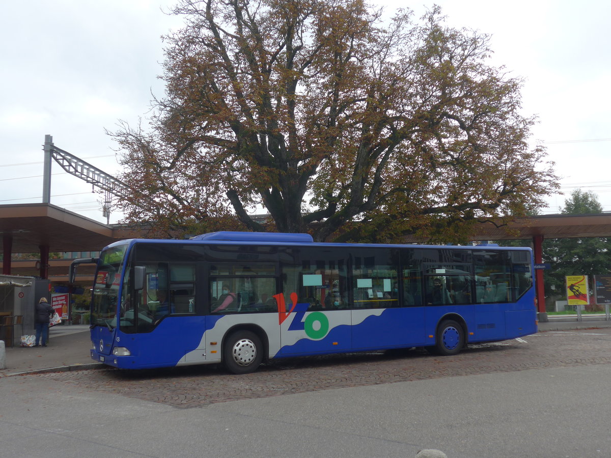 (221'890) - VZO Grningen - Nr. 43/ZH 182'043 - Mercedes am 12. Oktober 2020 beim Bahnhof Wetzikon