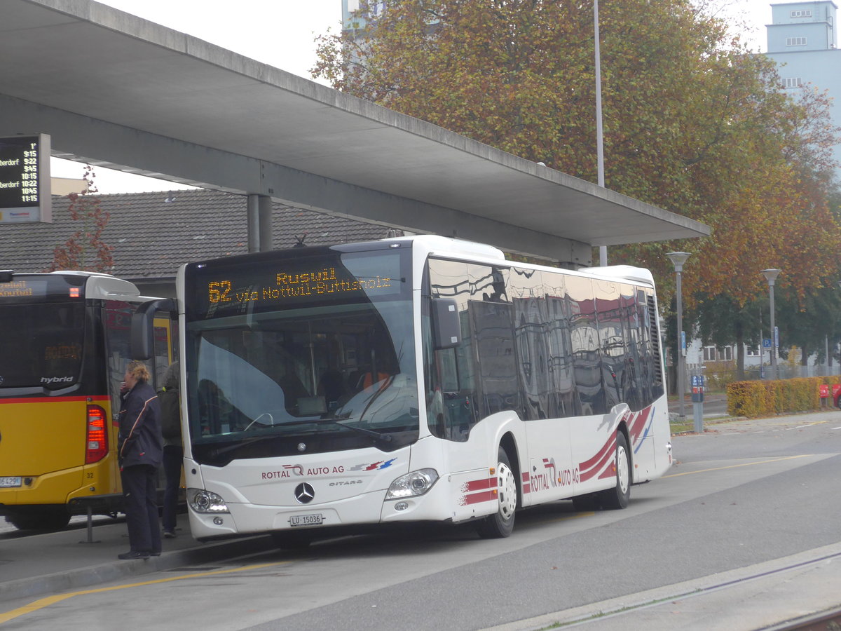 (222'735) - ARAG Ruswil Nr. 47/LU 15'036 - Mercedes am 1. November 2020 beim Bahnhof Sursee