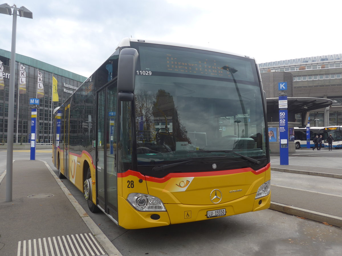 (222'781) - Bucheli, Kriens - Nr. 28/LU 15'550 - Mercedes am 1. November 2020 beim Bahnhof Luzern