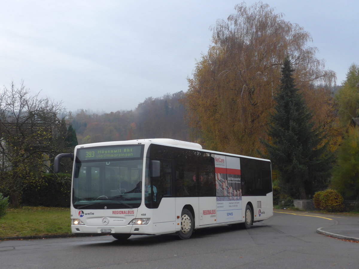 (222'840) - Knecht, Windisch - Nr. 458/AG 304'177 - Mercedes am 1. November 2020 beim Bahnhof Mgenwil