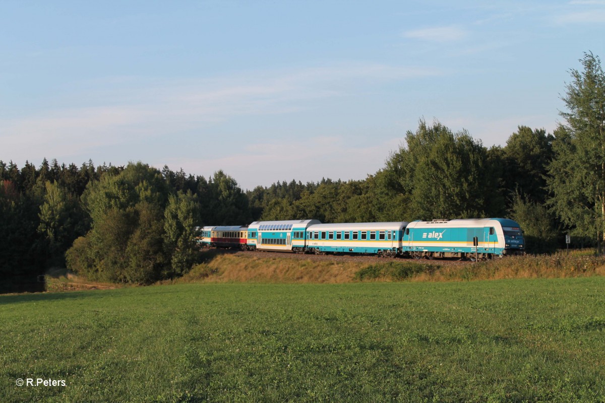 223 067 mit ALX84121 Hof nach M�nchen bei Oberteich. 07.09.13