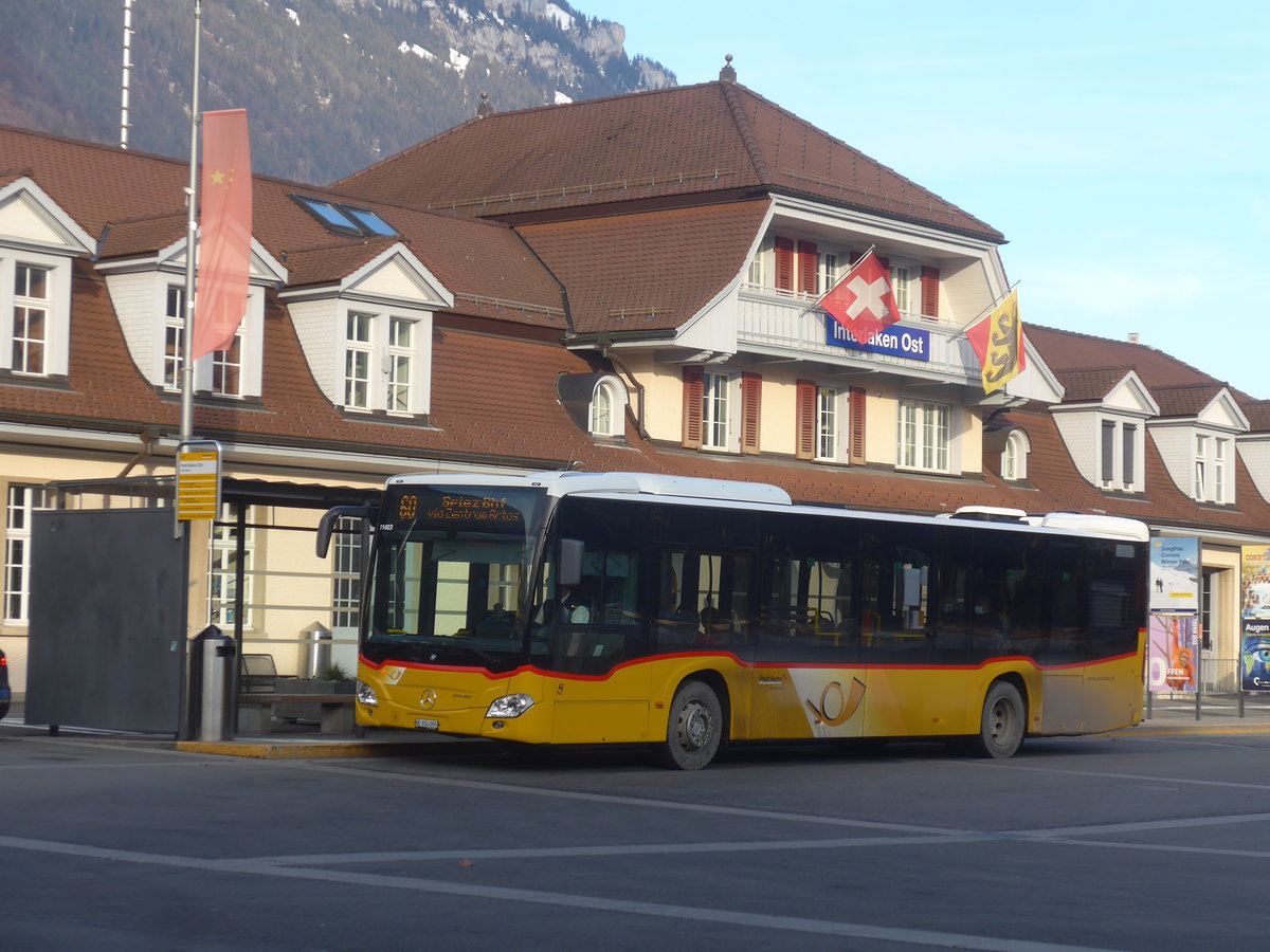 (223'040) - PostAuto Bern - BE 654'090 - Mercedes am 16. Dezember 2020 beim Bahnhof Interlaken Ost