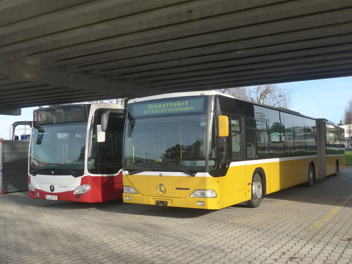 (223'107) - Interbus, Yverdon - Nr. 215 - Mercedes (ex BVB Basel Nr. 794; ex ASN Stadel Nr. 199) am 26. Dezember 2020 in Kerzers, Murtenstrasse
