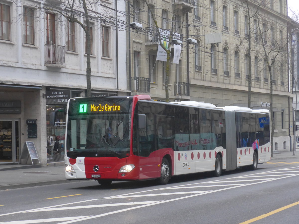 (223'509) - TPF Fribourg - Nr. 567/FR 300'256 - Mercedes am 12. Februar 2021 beim Bahnhof Fribourg