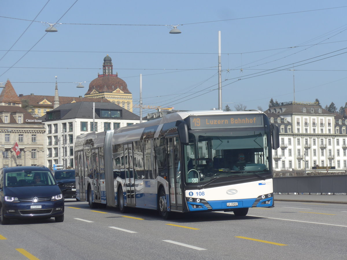(223'786) - VBL Luzern - Nr. 108/LU 15'052 - Solaris am 26. Februar 2021 in Luzern, Bahnhofbrcke