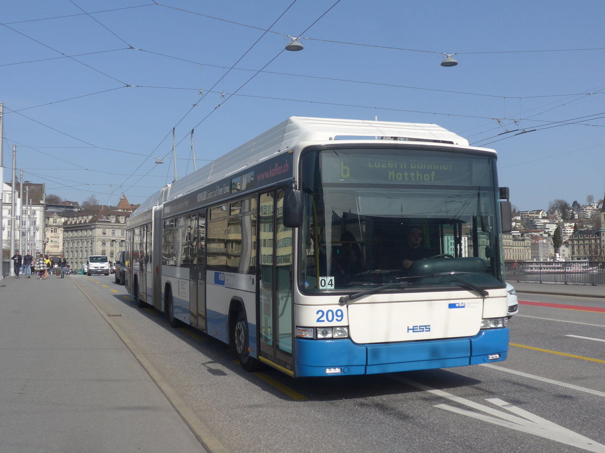 (223'789) - VBL Luzern - Nr. 209 - Hess/Hess Gelenktrolleybus am 26. Februar 2021 in Luzern, Bahnhofbrcke