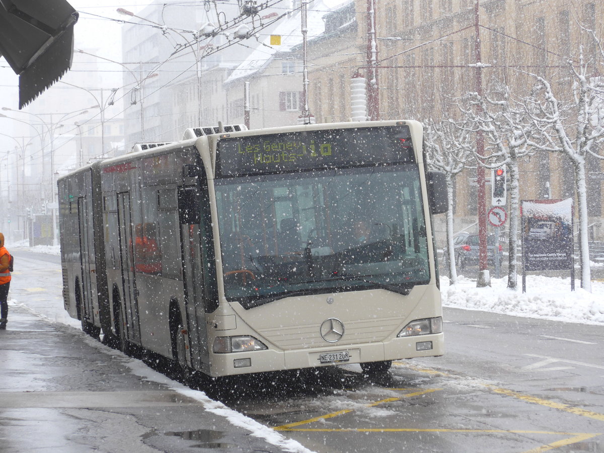 (224'152) - Interbus, Yverdon - Nr. 208/NE 231'208 - Mercedes (ex BSU Solothurn Nr. 40) am 14. Mrz 2021 beim Bahnhof La Chaux-de-Fonds (Einsatz CarPostal)