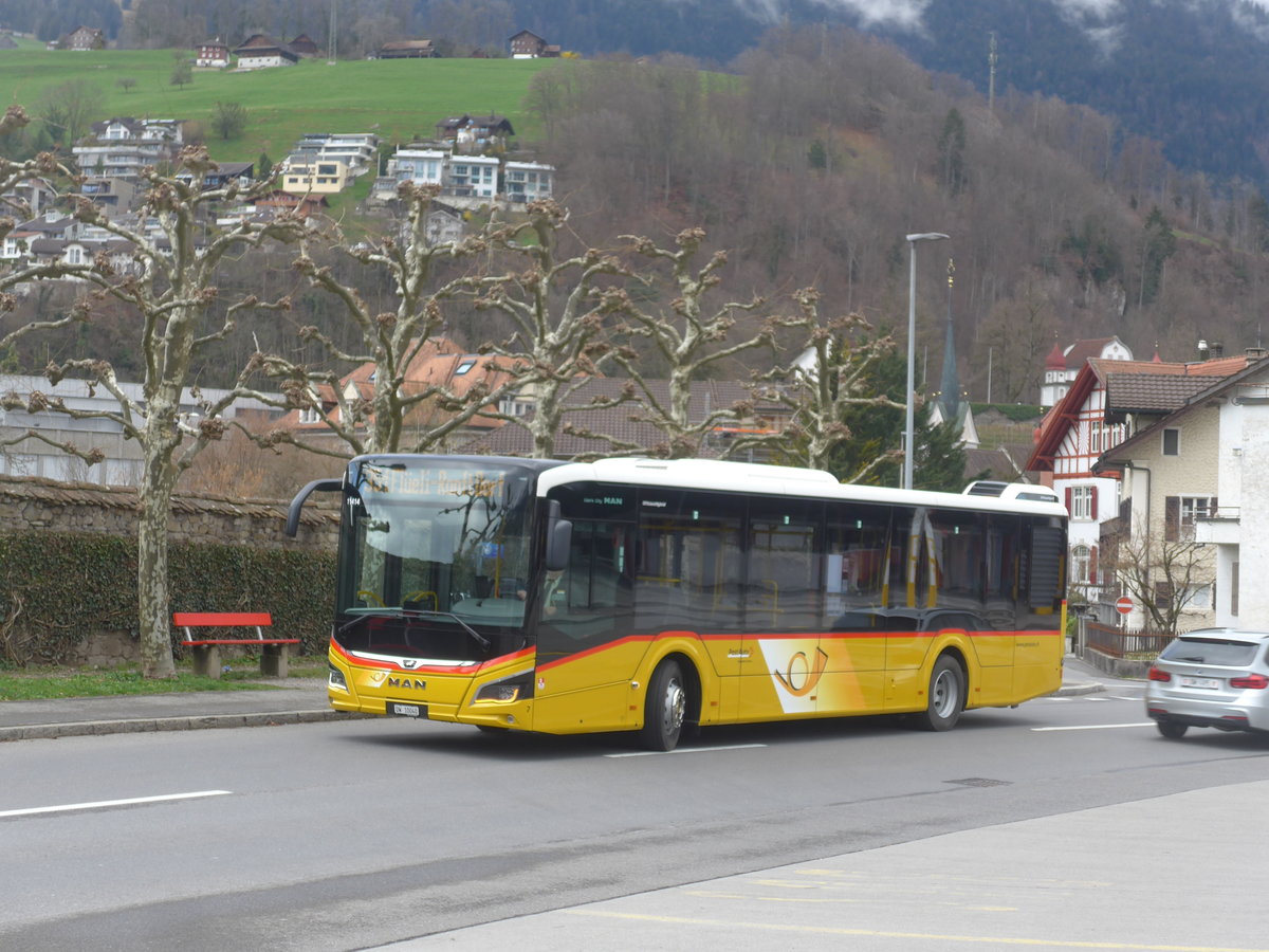 (224'358) - PostAuto Zentralschweiz - Nr. 7/OW 10'040 - MAN am 27. Mrz 2021 beim Bahnhof Sarnen (1. Einsatztag!)