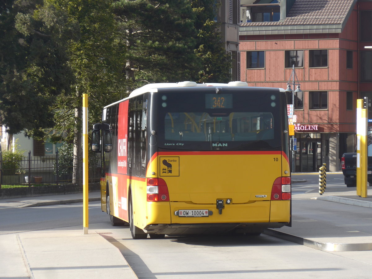 (224'477) - PostAuto Zentralschweiz - Nr. 10/OW 10'004 - MAN (ex Dillier, Sarnen Nr. 10) am 27. Mrz 2021 beim Bahnhof Sarnen