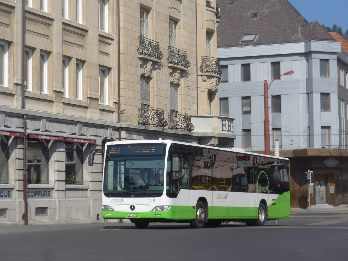 (225'019) - transN, La Chaux-de-Fonds - Nr. 315/NE 26'215 - Mercedes (ex TRN La Chaux-de-Fonds Nr. 315) am 17. April 2021 beim Bahnhof La Chaux-de-Fonds
