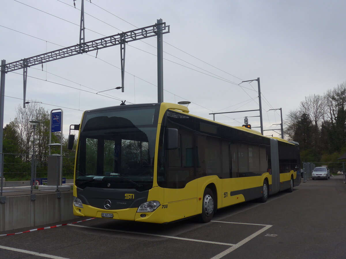 (225'230) - STI Thun - Nr. 708/BE 865'708 - Mercedes am 26. April 2021 beim Bahnhof Wimmis
