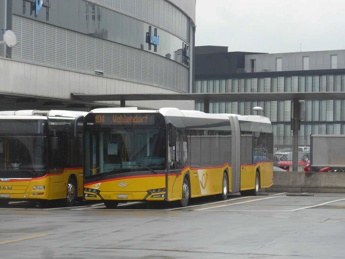(225'723) - PostAuto Bern - Nr. 11'151/BE 818'686 - Solaris (ex Nr. 686) am 5. Juni 2021 in Bern, Postautostation