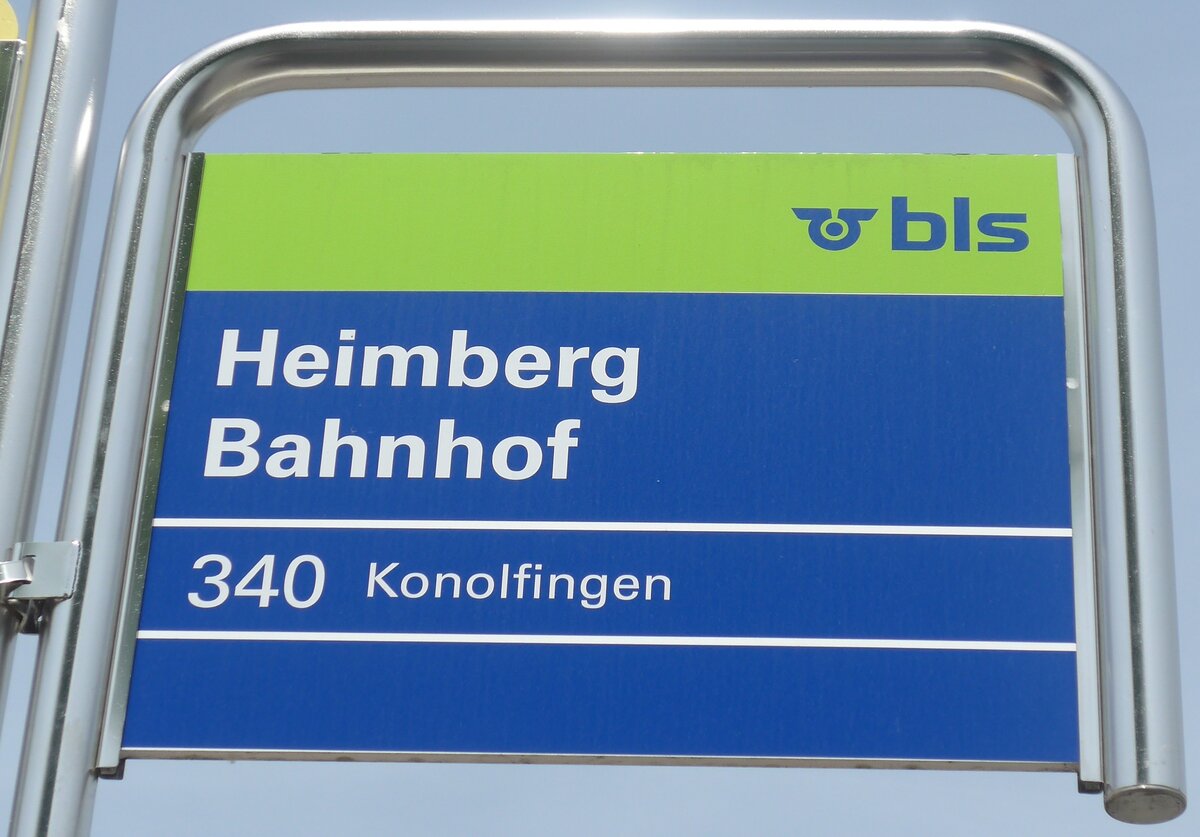 (225'956) - bls-Haltestellenschild - Heimberg, Bahnhof - am 19. Juni 2021