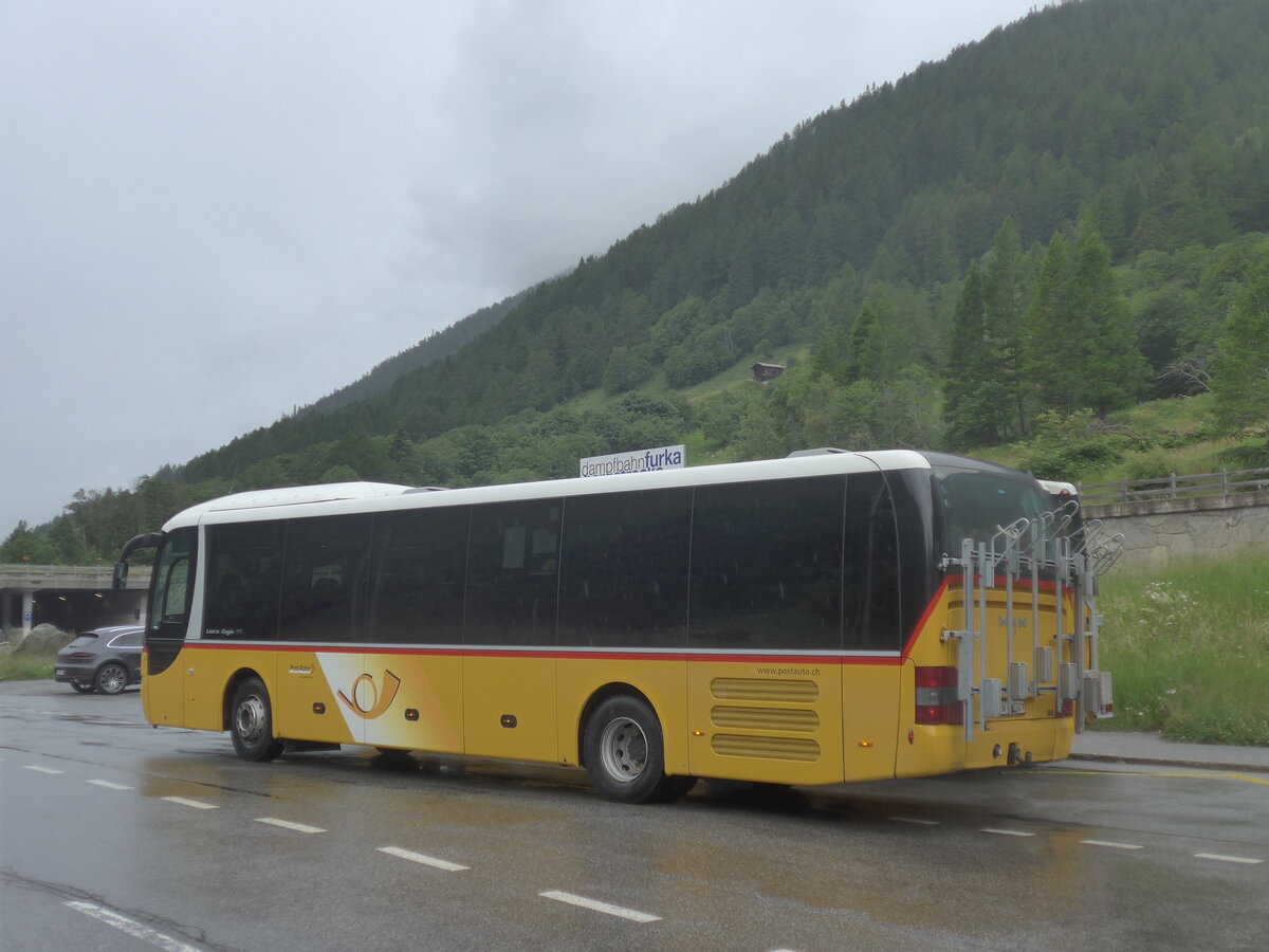 (226'149) - PostAuto Zentralschweiz - Nr. 20/OW 10'070 - MAN (ex Dillier, Sarnen Nr. 20) am 3. Juli 2021 beim Bahnhof Oberwald