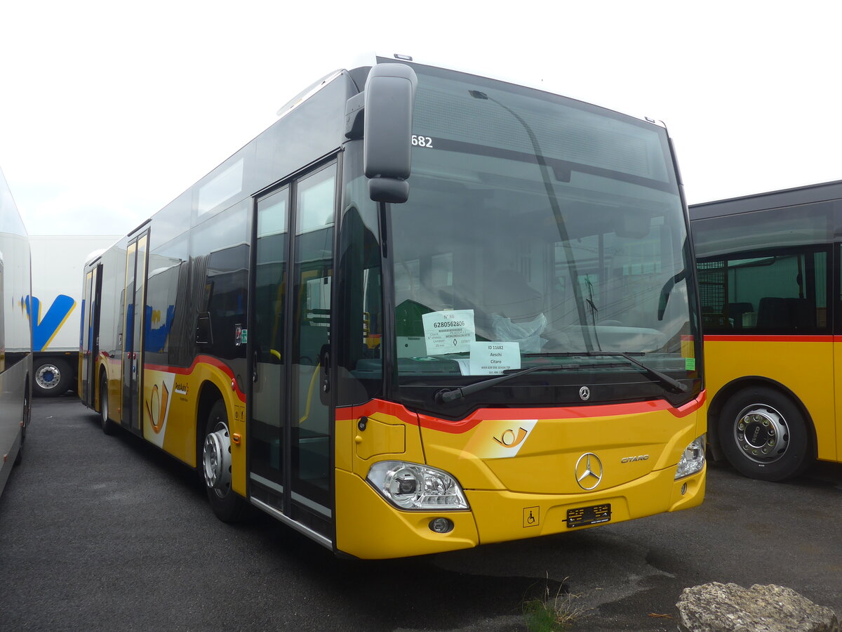(226'189) - PostAuto Bern - PID 11'682 - Mercedes am 4. Juli 2021 in Kerzers, Interbus