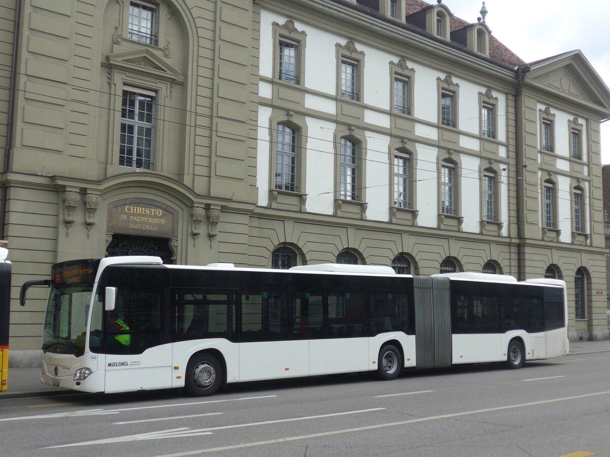 (226'301) - Wieland, Murten - Nr. 122/FR 300'603 - Mercedes (ex Interbus, Yverdon Nr. 209; ex Gschwindl, A-Wien Nr. 8401) am 11. Juli 2021 beim Bahnhof Bern