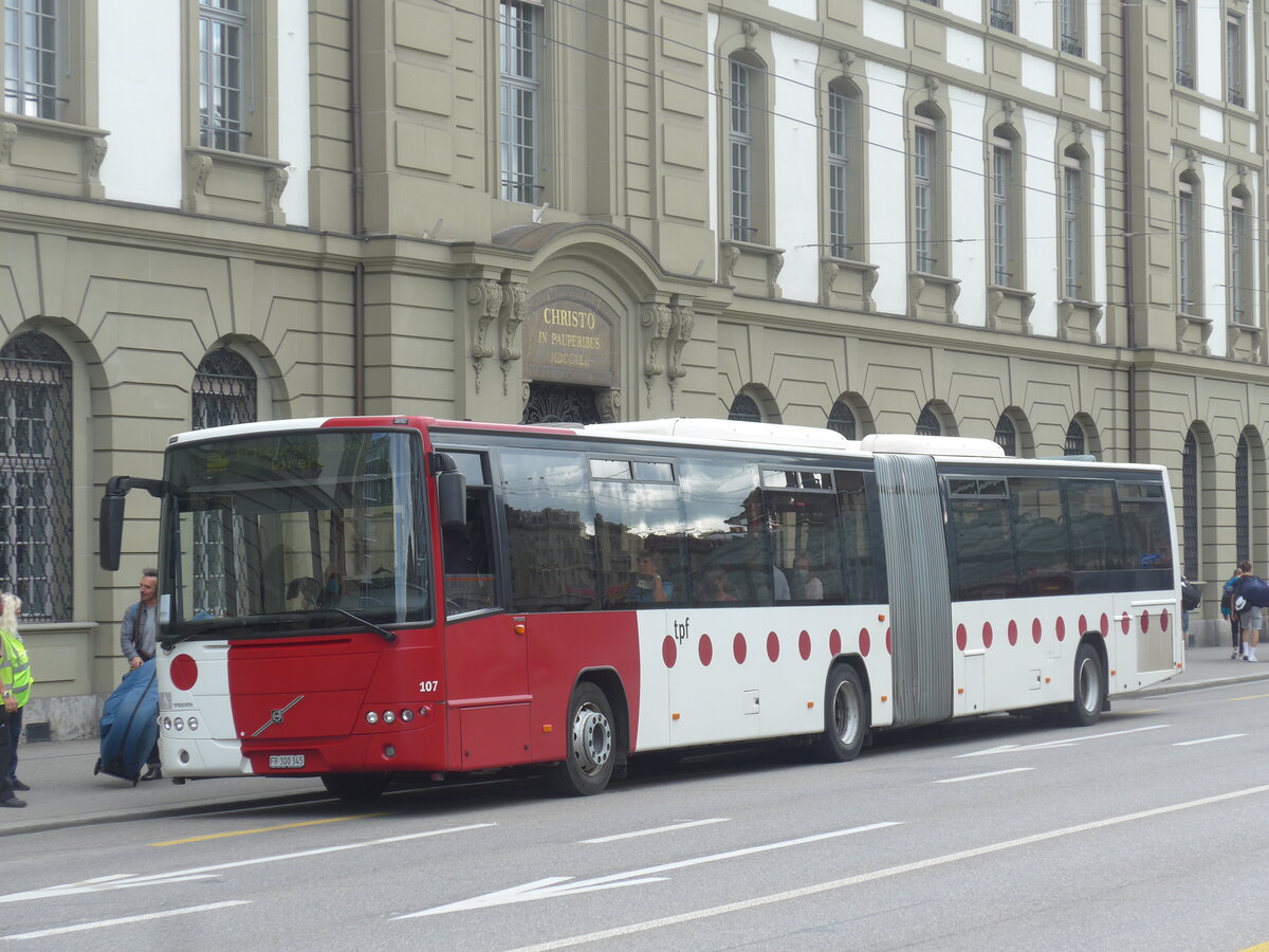 (226'359) - TPF Fribourg - Nr. 107/FR 300'345 - Volvo am 11. Juli 2021 beim Bahnhof Bern