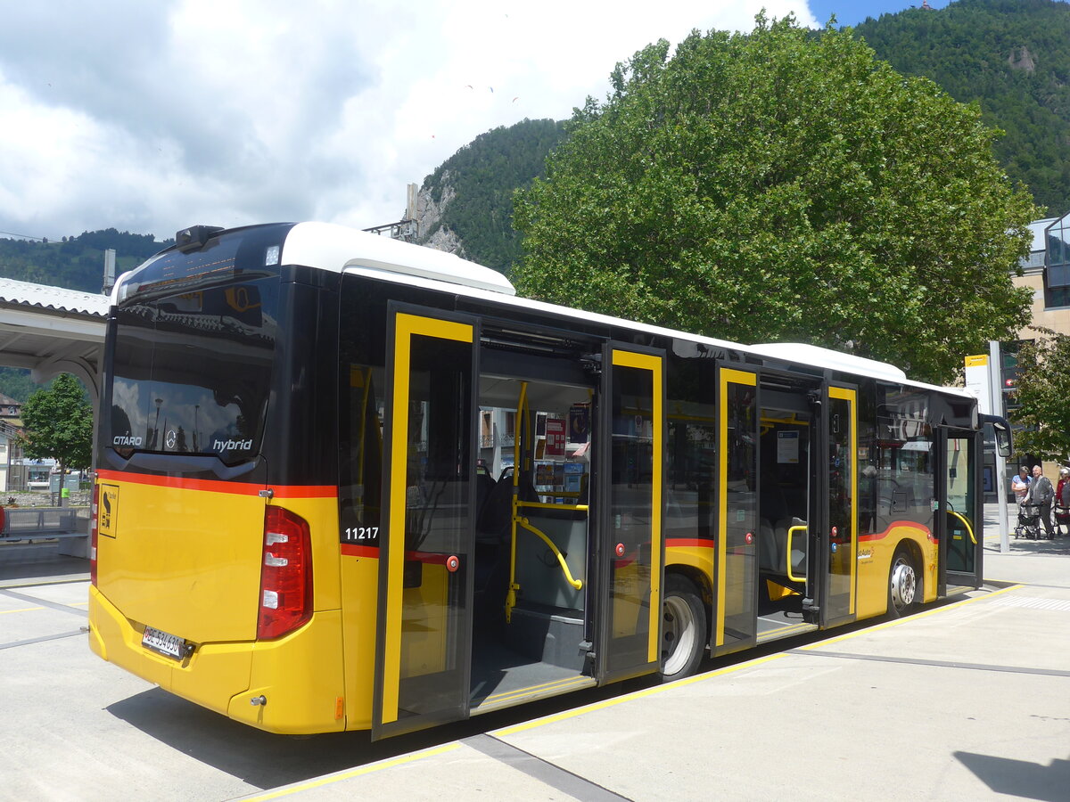 (226'394) - PostAuto Bern - BE 534'630 - Mercedes am 11. Juli 2021 beim Bahnhof Interlaken, West