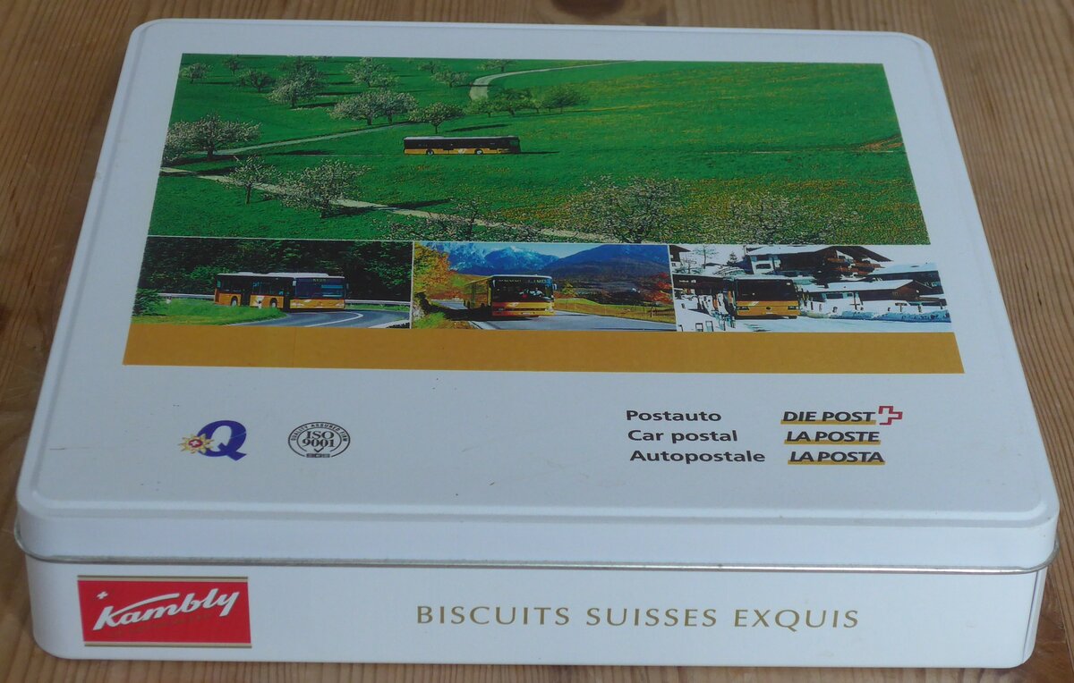 (226'488) - Kambly Biscuitdose mit Bildern von Postautos am 16. Juli 2021 in Thun