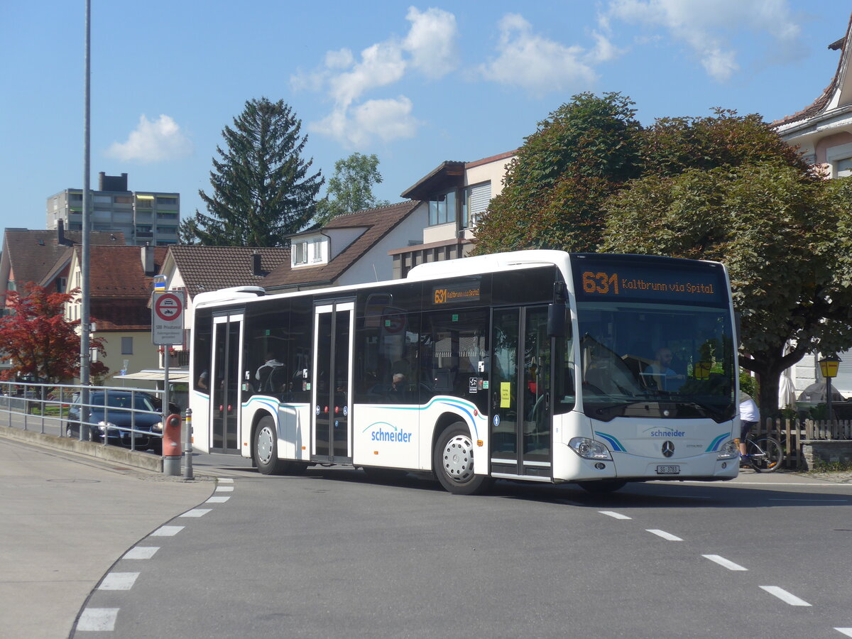 (227'777) - Schneider, Ermenswil - Nr. 8/SG 3783 - Mercedes am 4. September 2021 beim Bahnhof Uznach
