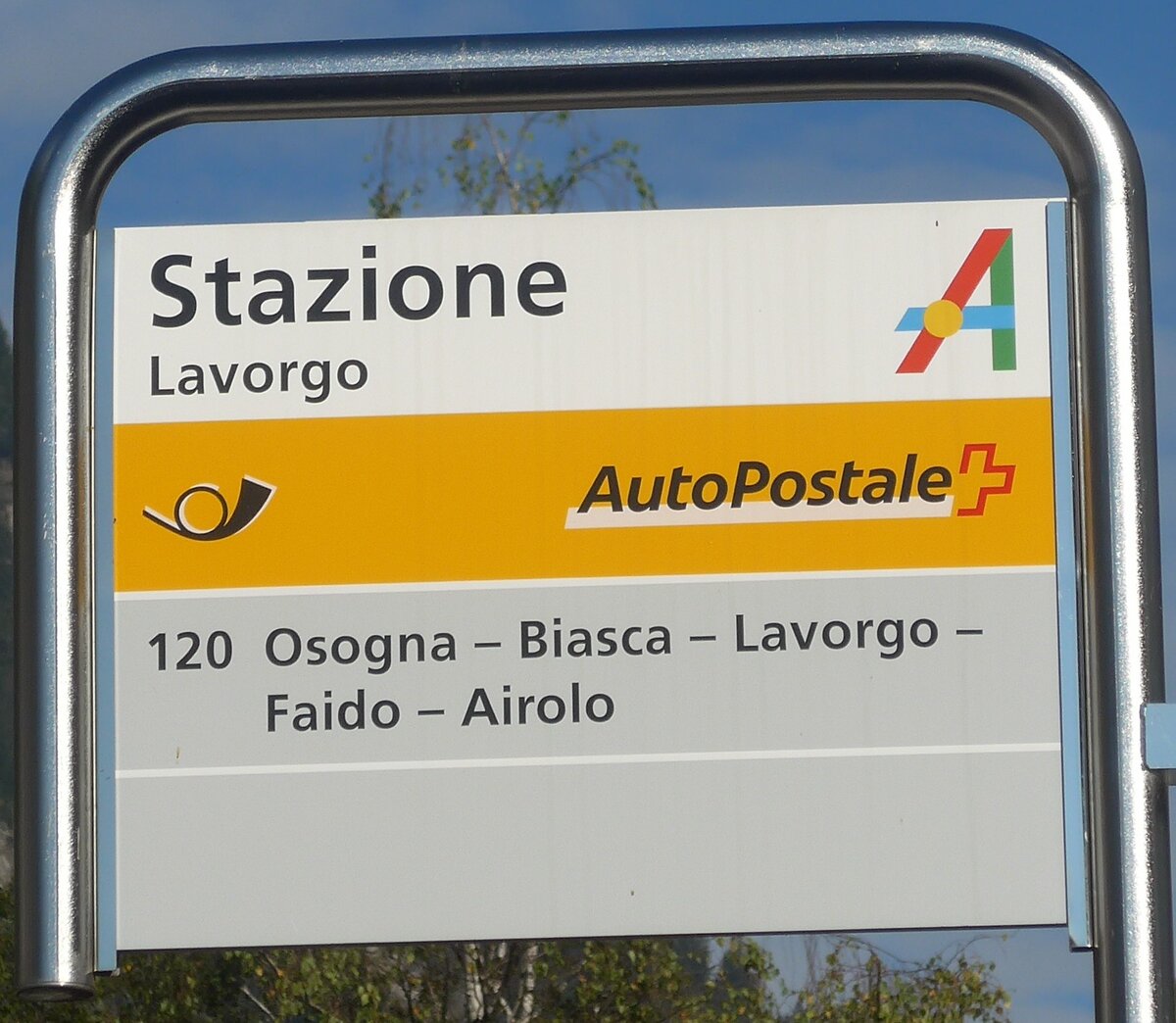 (227'922) - PostAuto-Haltestellenschild - Lavorgo, Stazione - am 11. September 2021