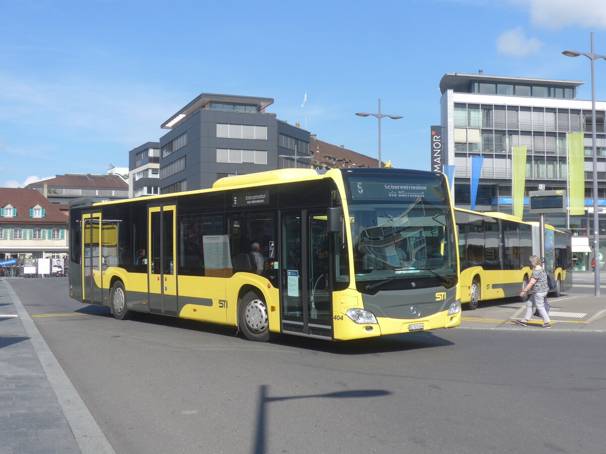 (227'994) - STI Thun - Nr. 404/BE 523'404 - Mercedes am 12. September 2021 beim Bahnhof Thun
