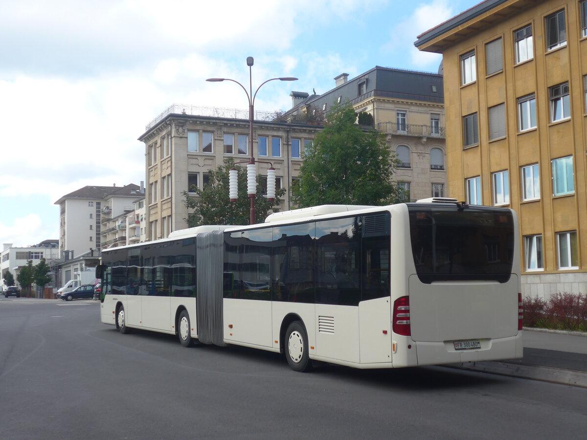 (228'118) - Intertours, Domdidier - Nr. 480/FR 300'480 - Mercedes (ex Nr. 210; ex STI Thun Nr. 134) am 18. September 2021 beim Bahnhof La Chaux-de-Fonds