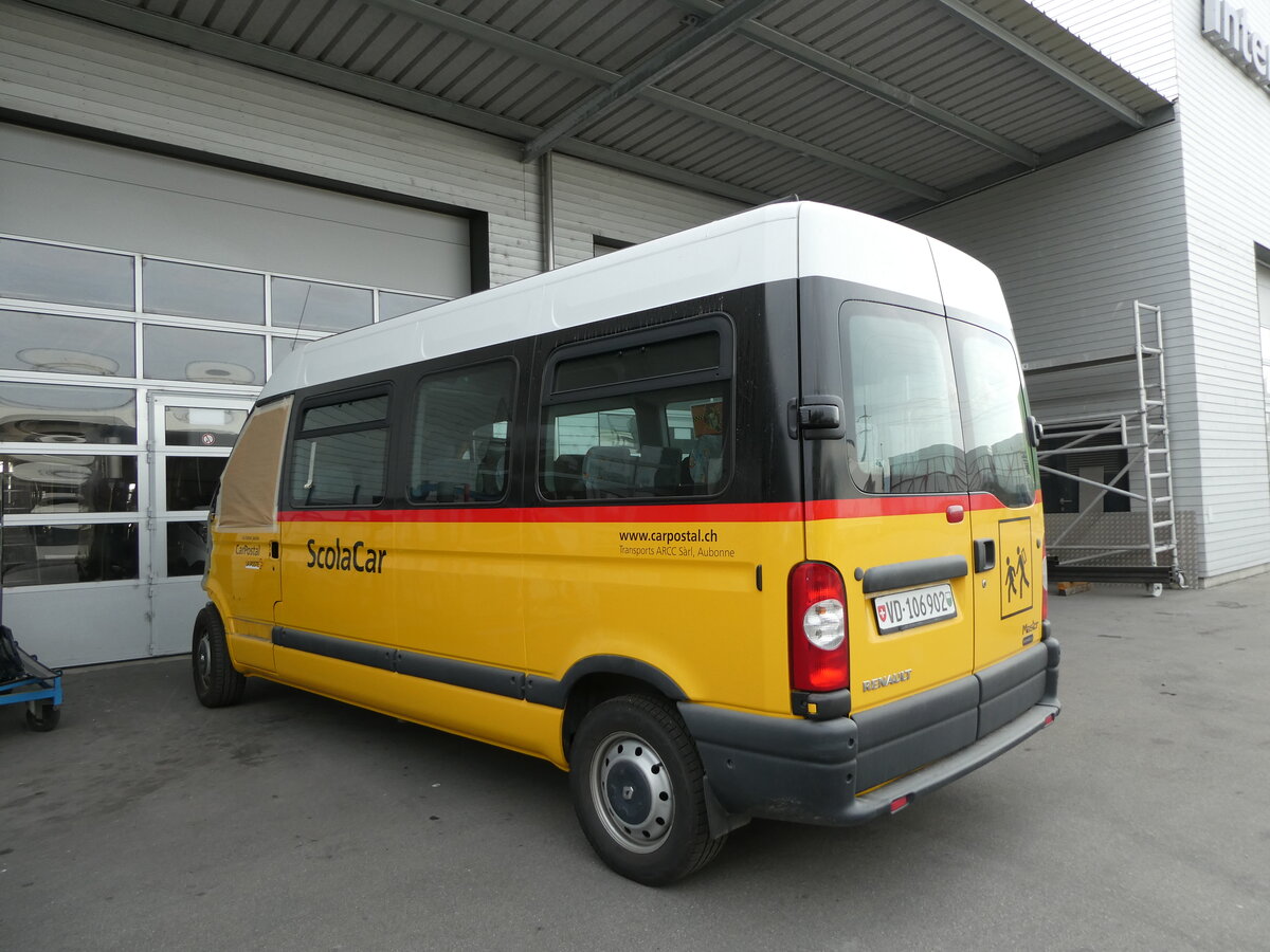 (228'329) - ARCC Aubonne - VD 106'902 - Renault am 25. September 2021 in Kerzers, Interbus