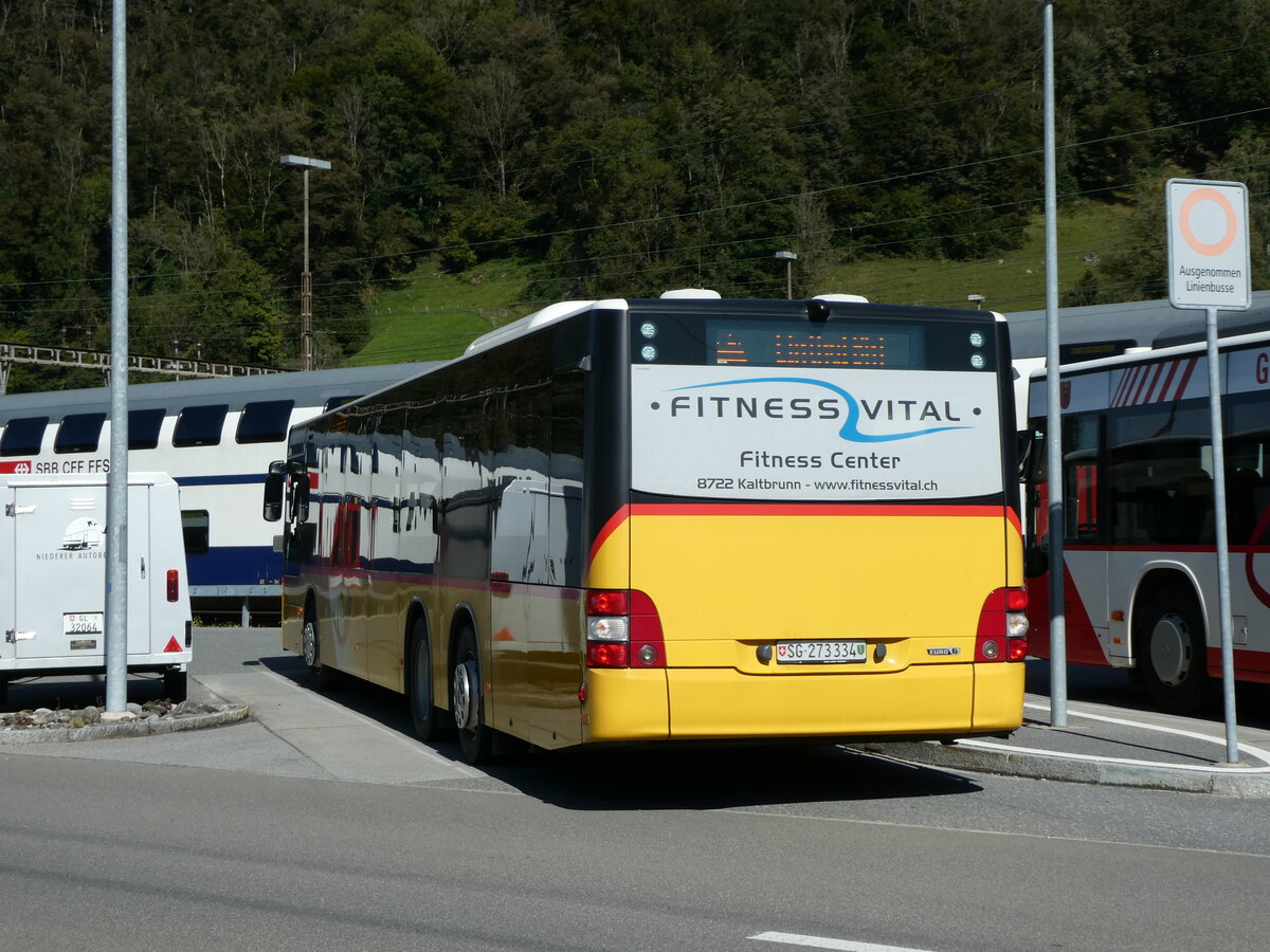 (228'575) - PostAuto Ostschweiz - SG 273'334 - MAN am 2. Oktober 2021 beim Bahnhof Ziegelbrcke