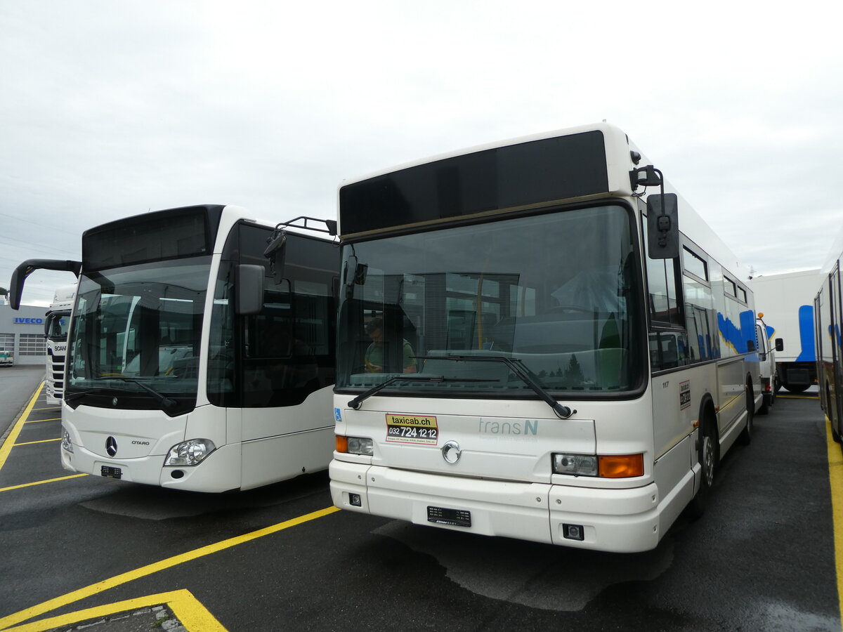 (228'703) - Taxicab, Neuchtel - Irisbus am 3. Oktober 2021 in Kerzers, Interbus