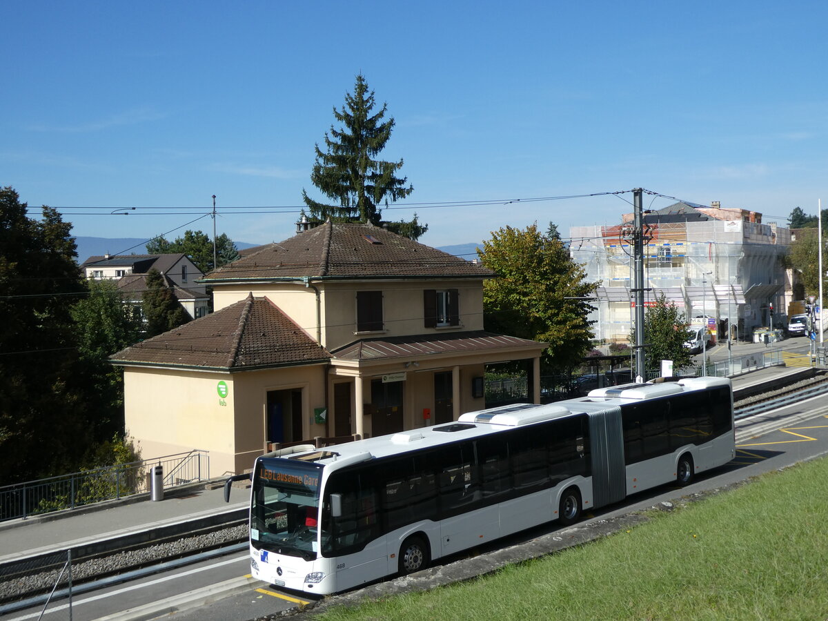 (228'840) - Intertours, Domdidier - Nr. 468/FR 300'468 - Mercedes (ex Nr. 201) am 11. Oktober 2021 beim Bahnhof Prilly-Chasseur (Einsatz TL)