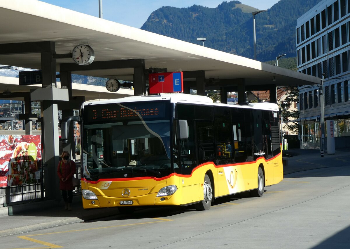 (229'241) - Dnser, Trimmis - GR 7905 - Mercedes am 15. Oktober 2021 beim Bahnhof Chur