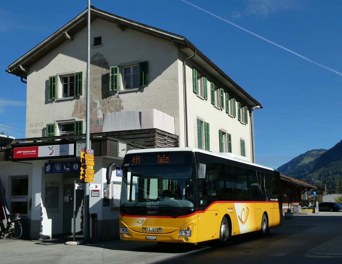 (229'272) - Fontana, Ilanz - Nr. 15/GR 8070 - Iveco (ex Nr. 4; ex Nr. 2) am 15. Oktober 2021 beim Bahnhof Ilanz