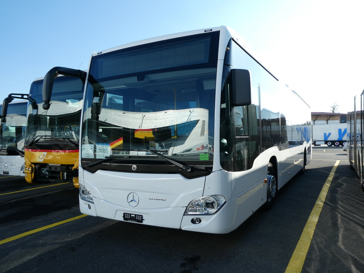 (229'359) - TSPG Saignelgier - PID 11'768 - Mercedes am 16. Oktober 2021 in Kerzers, Interbus
