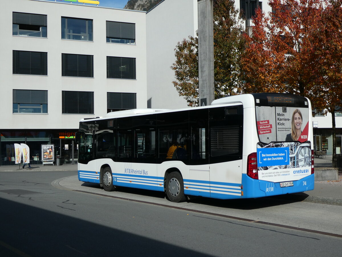 (229'492) - RTB Altsttten - Nr. 74/SG 348'795 - Mercedes am 20. Oktober 2021 beim Bahnhof Sargans