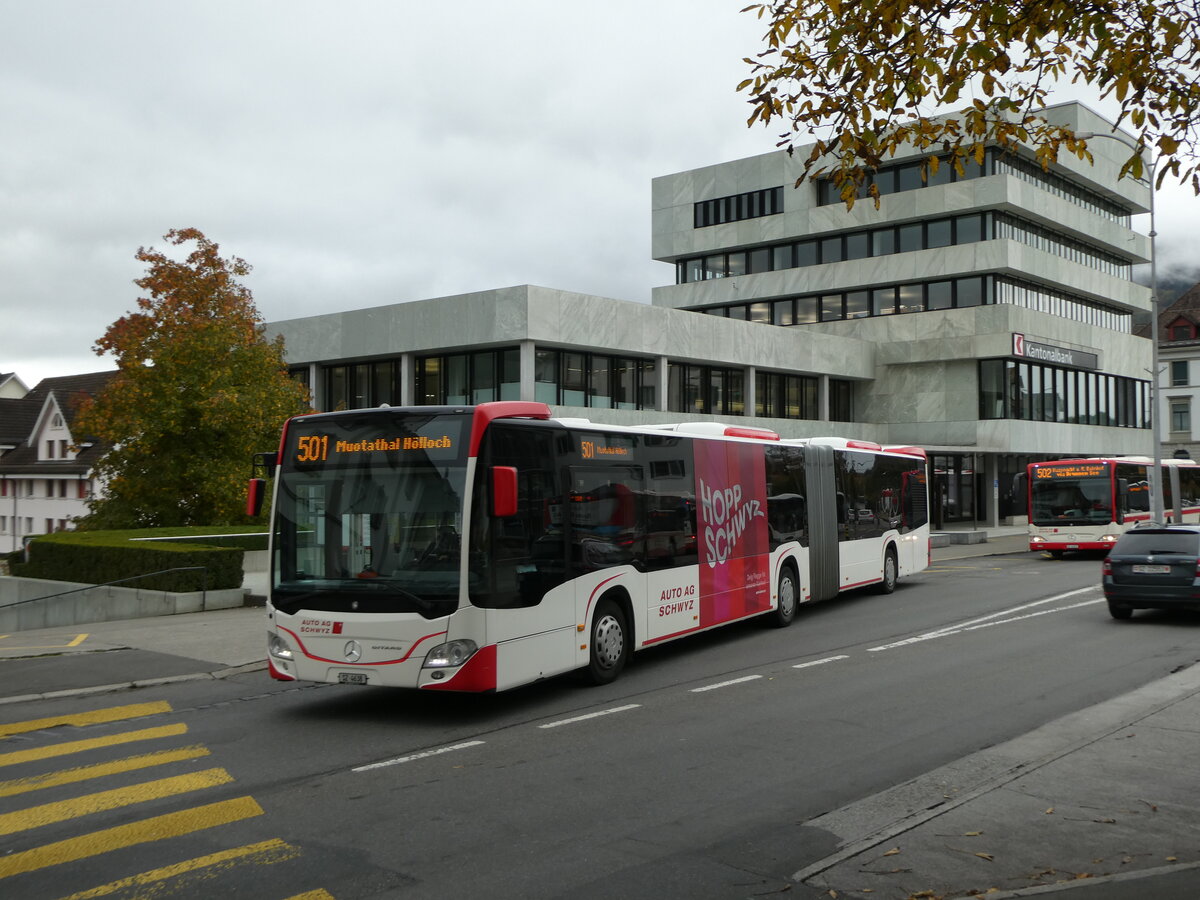 (229'662) - AAGS Schwyz - SZ 4638 - Mercedes am 22. Oktober 2021 in Schwyz, Zentrum