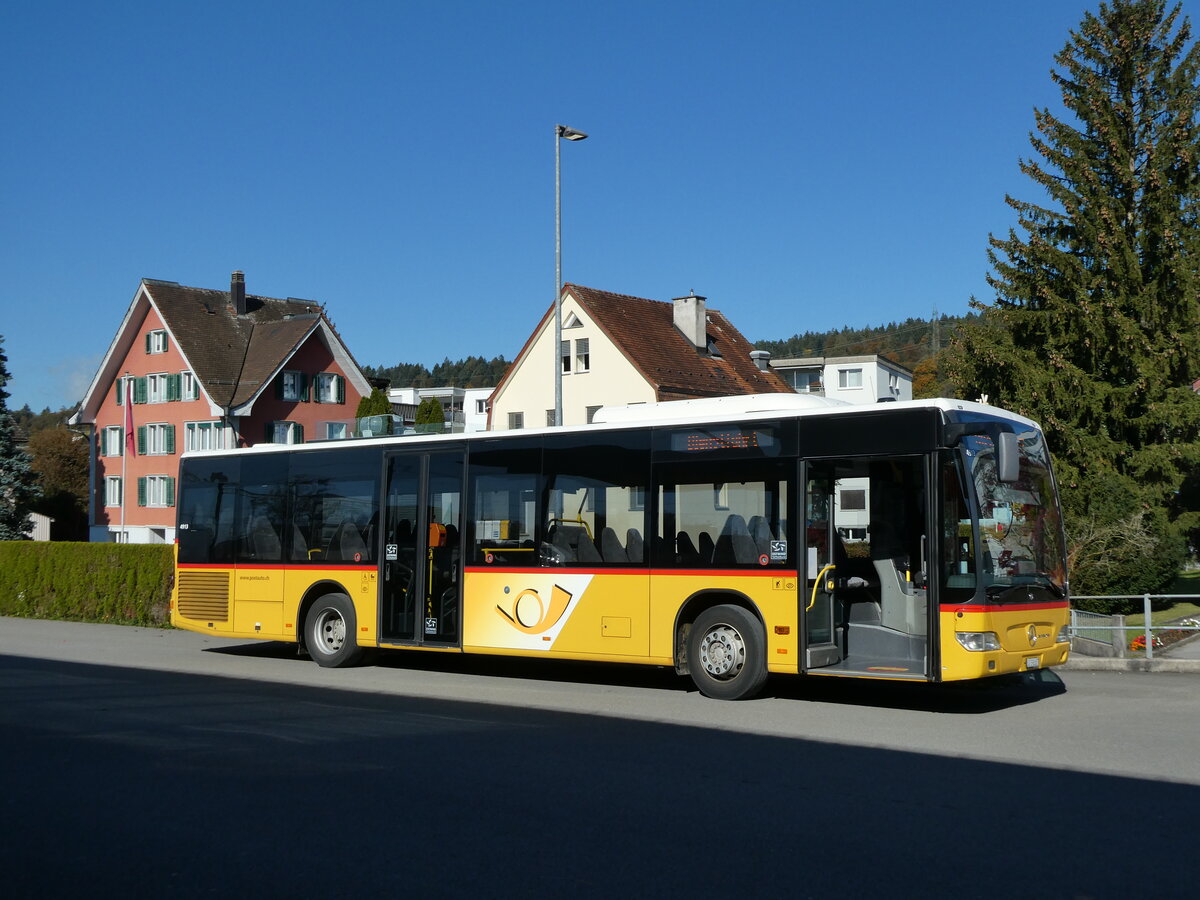 (229'754) - PostAuto Ostschweiz - SG 396'687 - Mercedes am 23. Oktober 2021 beim Bahnhof Uznach