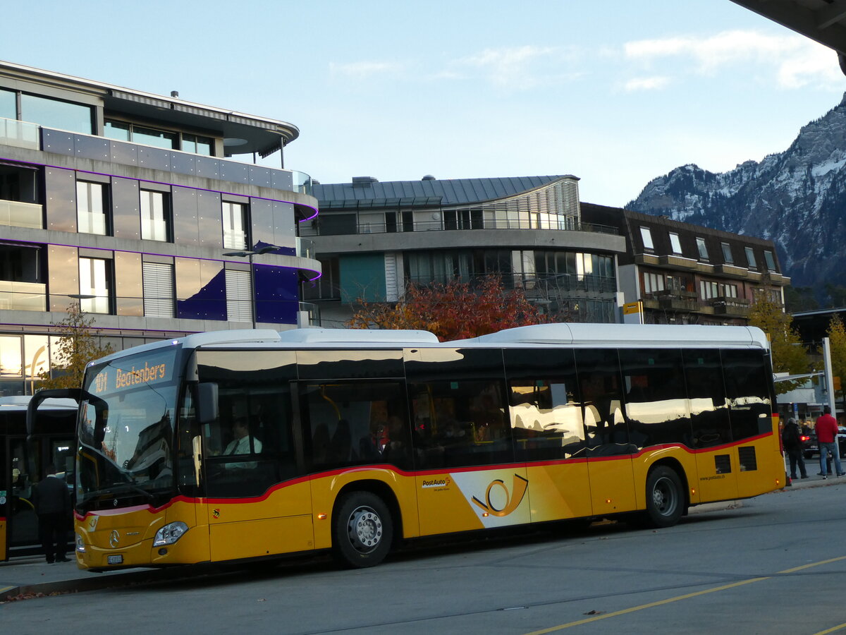 (230'087) - PostAuto Bern - BE 610'533 - Mercedes am 7. November 2021 beim Bahnhof Interlaken West