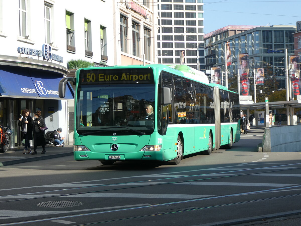 (230'235) - BVB Basel - Nr. 701/BS 6660 - Mercedes am 9. November 2021 beim Bahnhof Basel