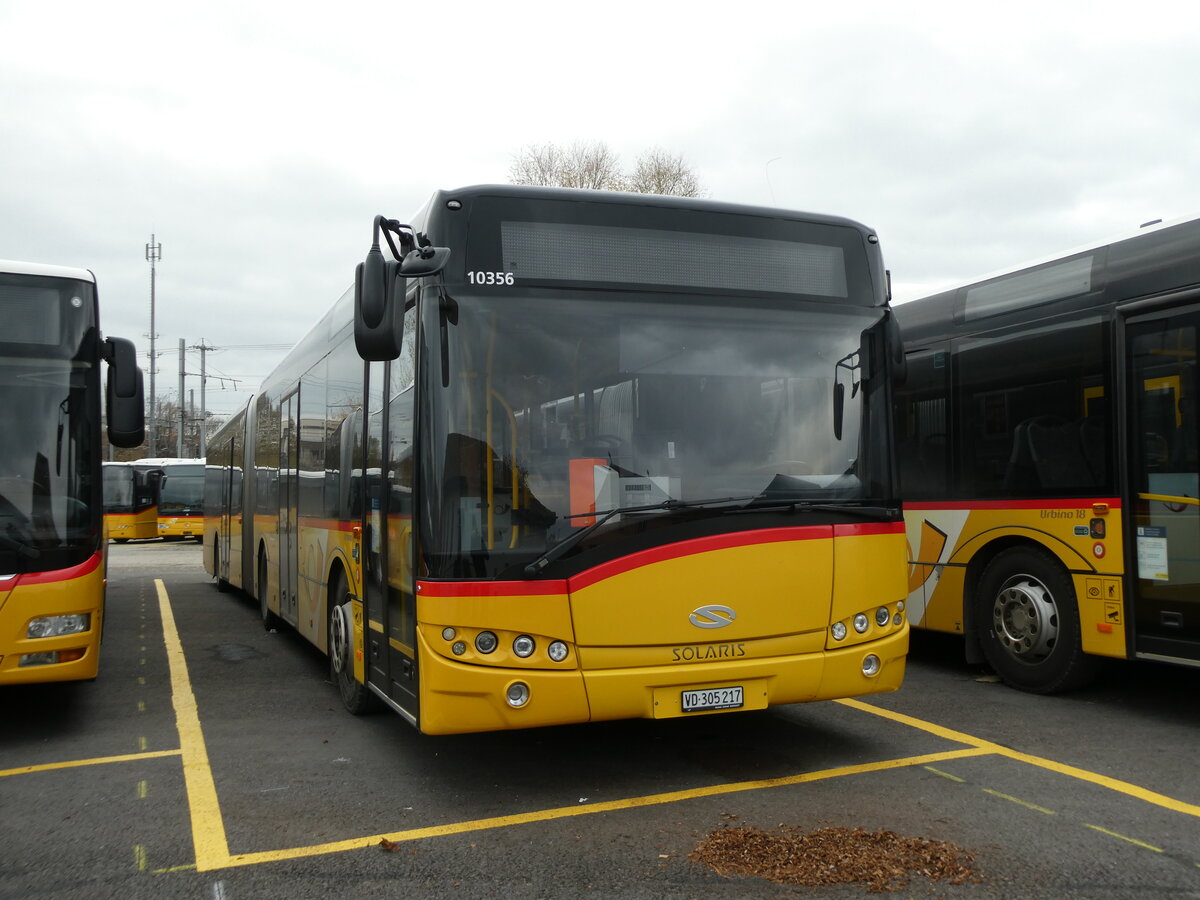 (230'666) - CarPostal Ouest - VD 305'217 - Solaris am 13. November 2021 in Yverdon, Garage