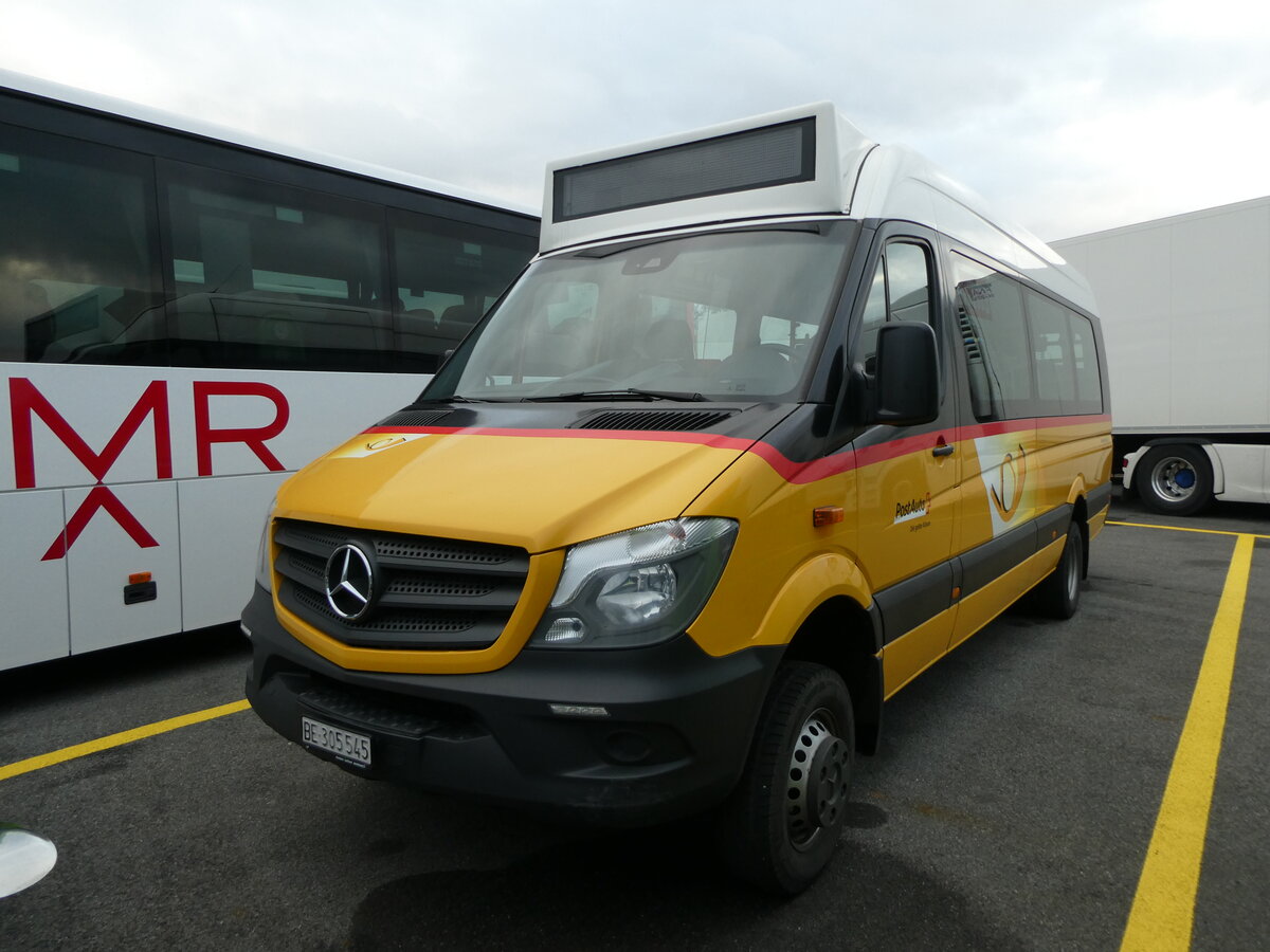 (230'734) - Kbli, Gstaad - BE 305'545 - Mercedes am 13. November 2021 in Kerzers, Interbus
