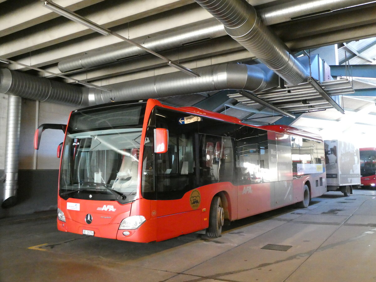 (231'378) - AFA Adelboden - Nr. 95/BE 26'774 - Mercedes am 16. Dezember 2021 in Adelboden, Busstation