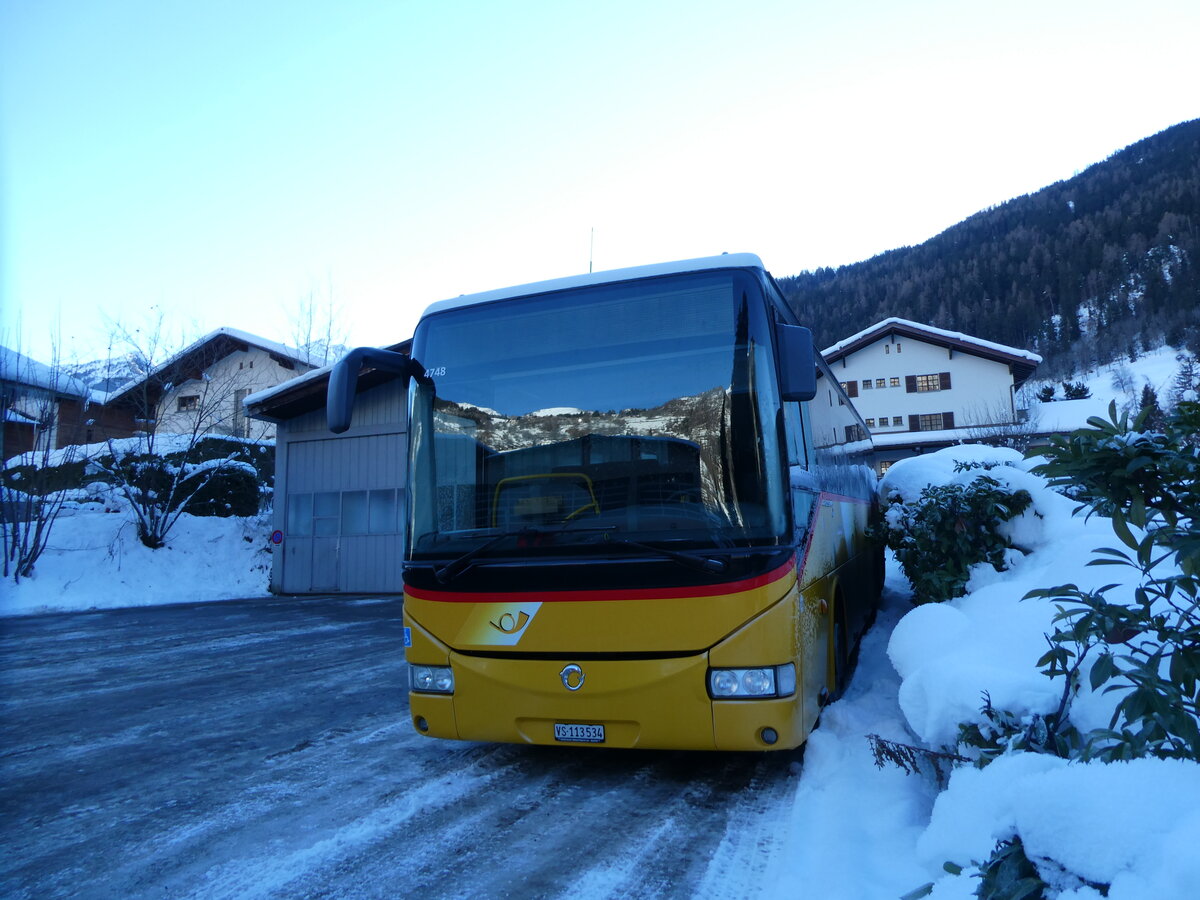 (231'490) - TMR Martigny - Nr. 128/VS 113'534 - Irisbus am 18. Dezember 2021 in Le Chble, Garage