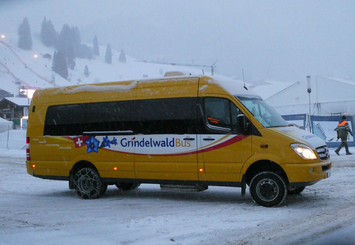 (231'792) - Grindelwaldbus, Grindelwald - Nr. 10/BE 210'669 - Mercedes (ex Loretan, Inden) am 9. Januar 2022 in Adelboden, Weltcup