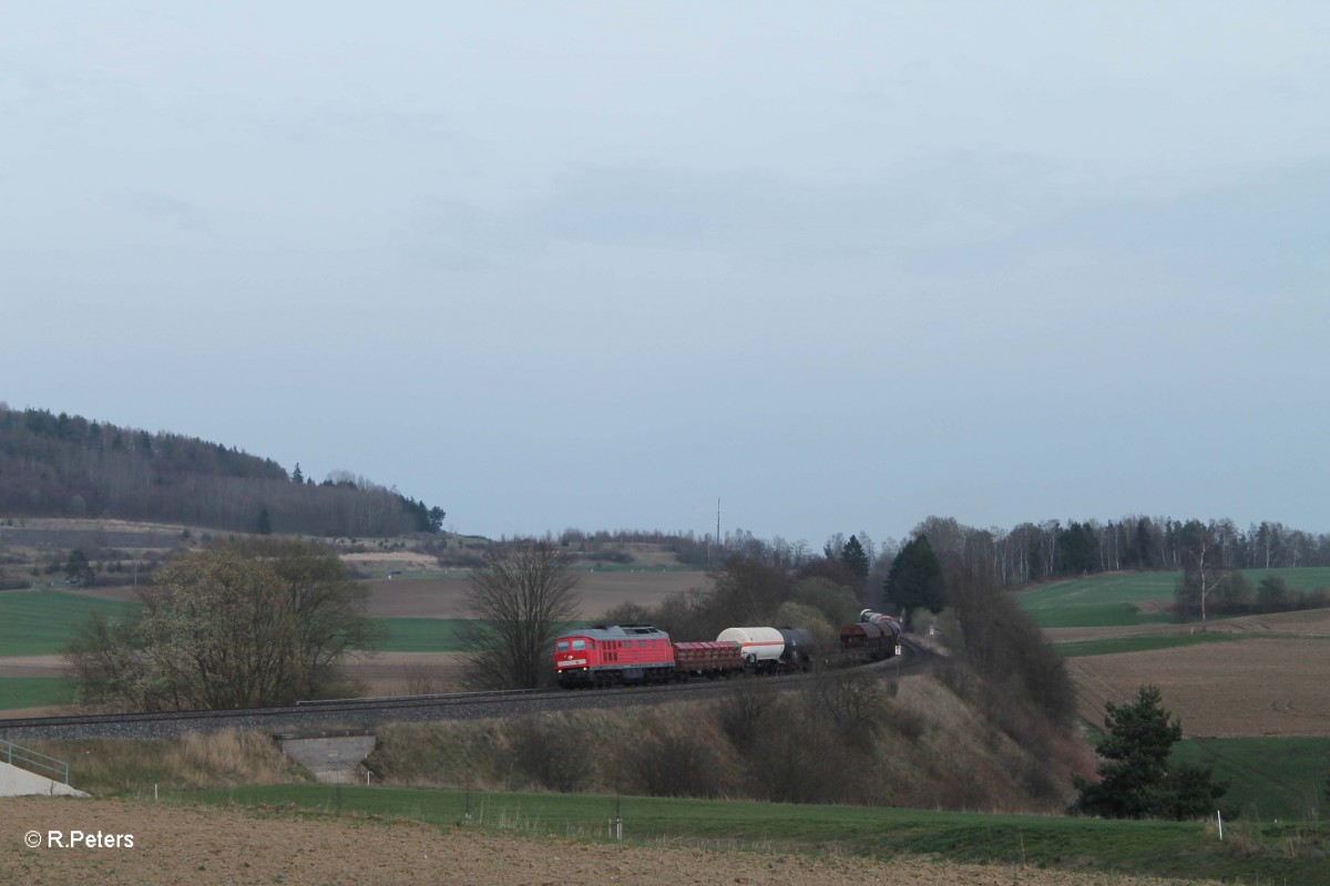 232 117-2 mit dem EZ 51750 N�rnberg - Leipzig Engelsdorf Frankenwald Umleiter bei Lengenfeld. 01.04.14
