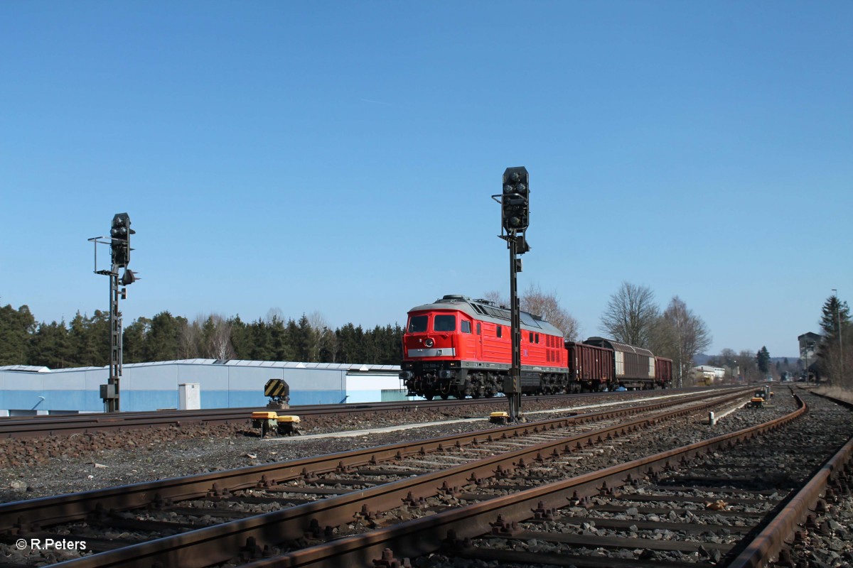 232 569-4 mit einem nur 3 Wagen 45365 N�rnberg - Cheb in Pechbrunn. 17.03.16